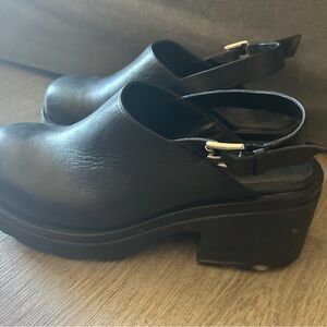 AEROSOLES Black Leather Mules
